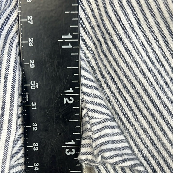 Christopher & Banks Linen Blend Pull On Size Medium Cropped Wide Leg Pants - Picture 9 of 10